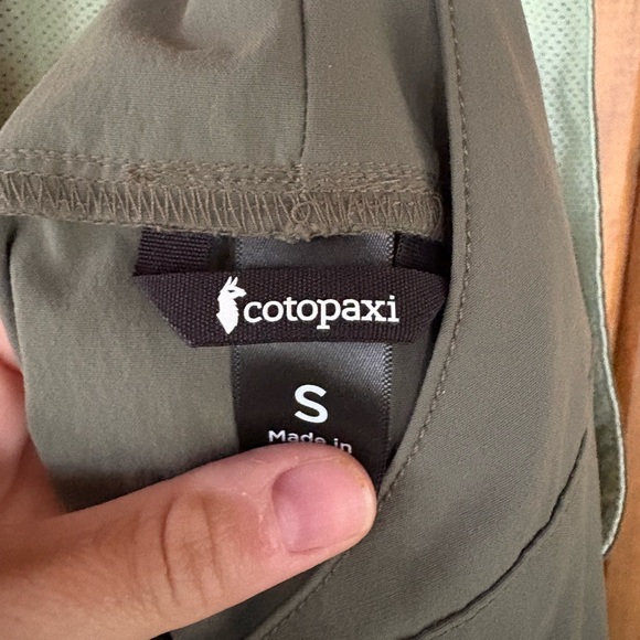 Cotopaxi Olive Green Garment - Picture 2 of 4